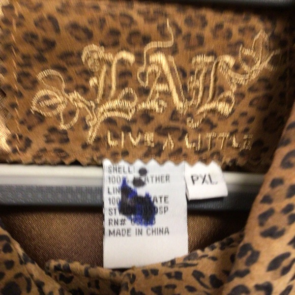 LAL live a little cheetah print 3/4 cuff sleeves 100% leather, pXL, jacket. - Picture 2 of 8